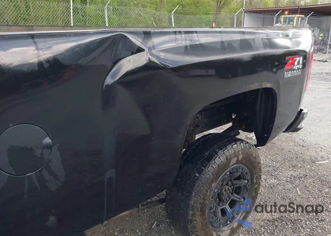 2009 Chevrolet Silverado 2500Hd Lt from USA, damaged, VIN 1GCHK53679F139837